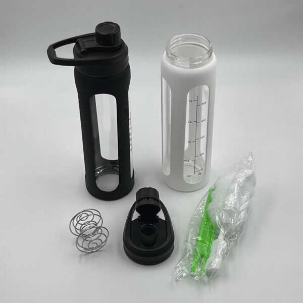 protein powder shaker bottles