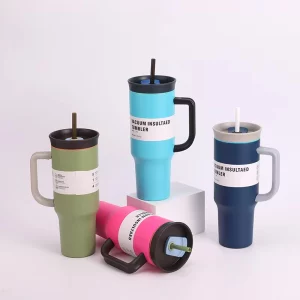 owala-stainless-steel-travel-tumbler-main-image